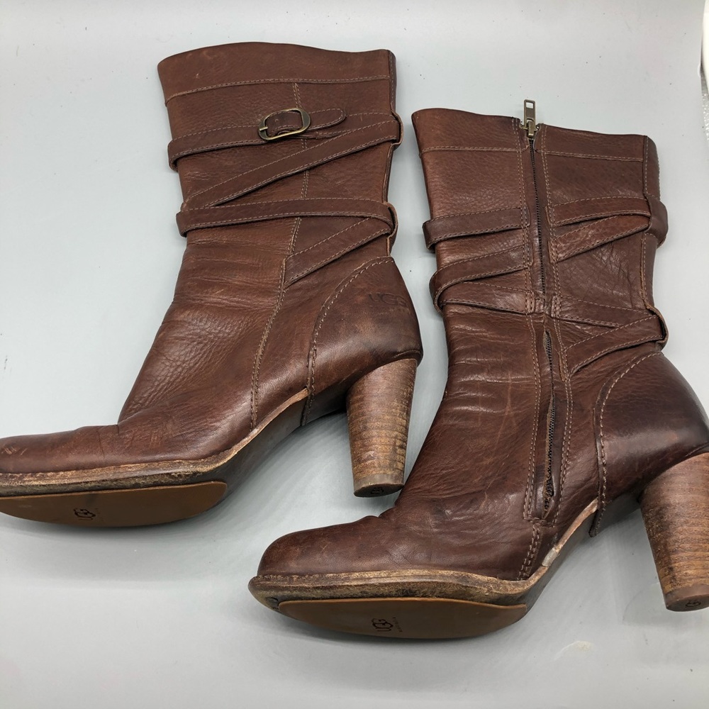 Ugg brown leather heeled round toe boots